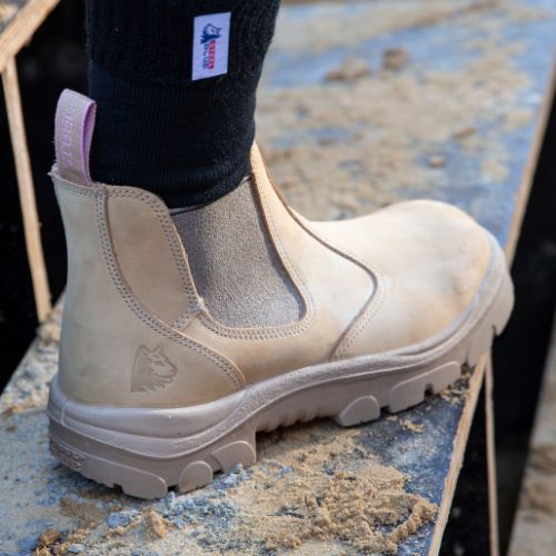 ELASTIC-SIDE PULL ON BOOTS - LADIES